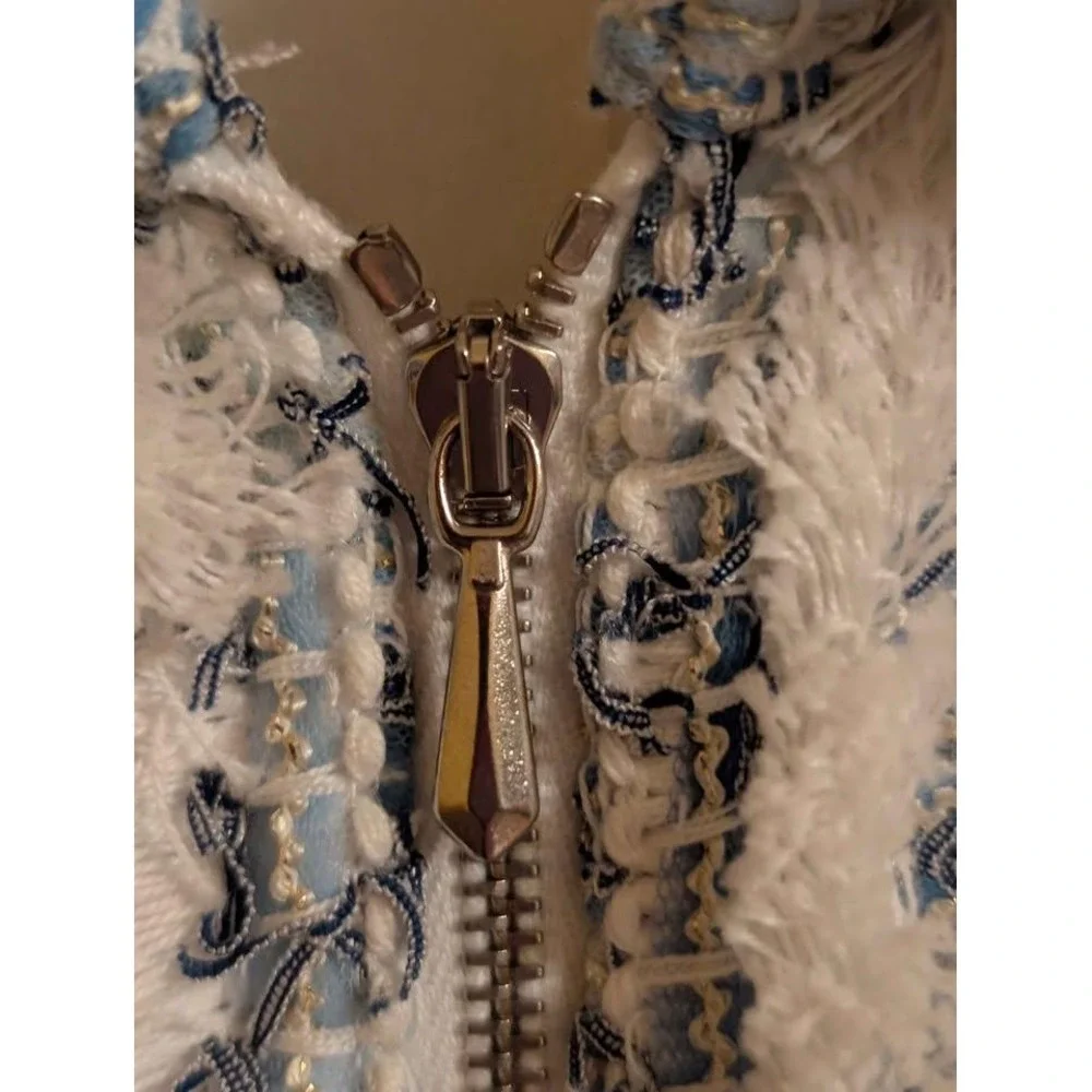 Leggiadro Blue White Boucle Tweed‎ Jacket Fringe Trim Silk Lined Size 2